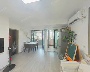 18号线300米 全明户型 无稅
