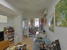 新出,94年房龄,婚房装修 ,全明户型,可看公园视野好