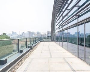 壹号院弧形穹顶复式)使用面积360平,带120平观景