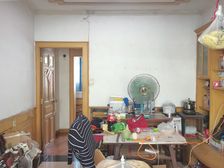 东海社区徐戎路225弄3室2厅1卫南朝向188.0万元/套出售