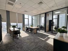 杨浦三门路站,凯迪立方大厦,2隔断9工位,独立空调