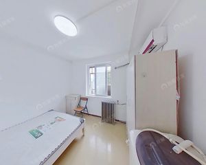 红庙 地铁6号线金台路 延静里中街低总价两居 满五年 采光好