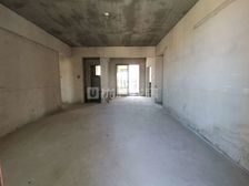 人和春天G区毛坯大四房 南北通透双阳台 视野无遮挡 看房方便