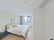 精装修,中间楼层,地铁口,满5V1