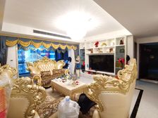 南北通透大户型 精装五房 随时看房 中间楼层 价格可谈