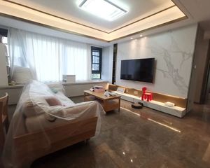 龙湖天玥4室2厅2卫南朝向358.0万元/套出售