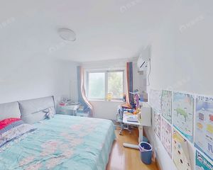 龙泽地铁 中美合作示范小区 精装修 南北通透两居 仅契税