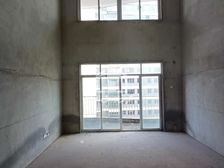 棕榈印象 6房2厅156万