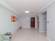 中海龙城花园西区 3室2厅 精装修出售价格可谈