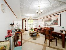 五棵松 2011 年公园地产,单价7 万采光好精装修三居