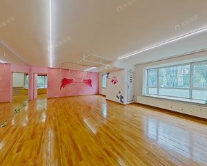 捡漏房 全明户型 通透采光 客厅面宽 大飘窗 近公园