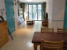 培花品质小区,地铁200米,三年前20万居家装修,南北通透