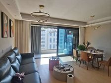 万象城附近,新湖景花苑小区-婚装,房东换房诚售!