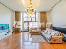 4室2厅果岭里class