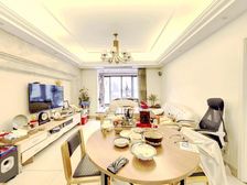 【带大露台】钰鼎园,东首精装3房采光好,地 铁口,人车分流