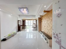 电梯房,楼层好,精装修,拎包入住