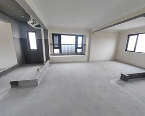 映辰府 近地铁 满二 带电梯 交通便利 商品房 次新房