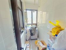 御龙山庄4室2厅精装修