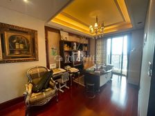 城芯青秀区豪宅标杆华润幸福里大平层280平豪装带家私全送急卖