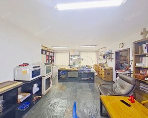 海淀牡丹园 · 龙翔路小区 ·两居室大客厅,东南临北医