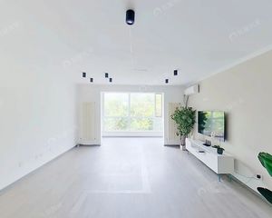南三环边.马家堡丽水园3室1厅.紧邻角门西地铁.06年商品房