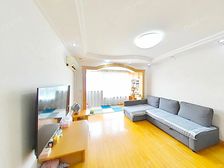 市政府隔壁采香花园 · 4室 · 1厅带阁楼送独立自行车库