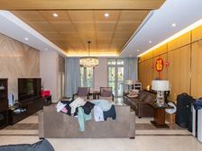 正南万科五玠坊4室2厅精装修