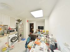 精装修带地暖,智能卫浴,业主诚心出售,位置安静,交通方便