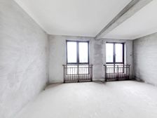 专做七中旁锦港府 近4号线,近七中面积大,独门独户