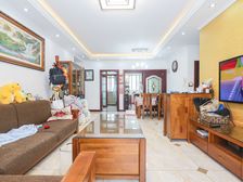 中楼层,南北通透,飞机户型,上下楼方便,精装保养很好!