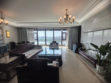 绿地海外滩4室2厅2卫南朝向780.0万元/套出售