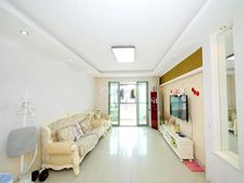 湖东 精装好房 商圈成熟 环境好 刚需两居 近 交通便利