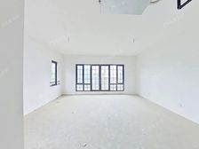 中建·红杉溪谷,叠拼别墅 东边户清水房,可以根据自己喜好装修