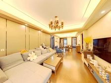 华堂嘉园 一楼 带花园 精装交付