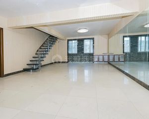 亚运村安立花园、板楼一梯两户,带电梯大复式,实际面积300平