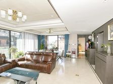 万科翡翠公园一期精装上叠 位置好 四个卧室朝南