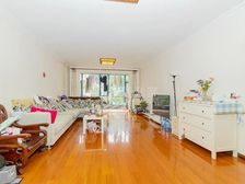 近地铁 天通苑北一区4居眼镜房 小区中心位置 满五年一套