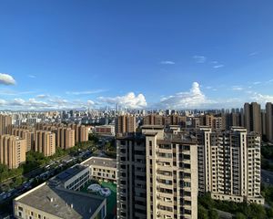 建邦璟誉府3室2厅2卫南朝向300.0万元/套出售