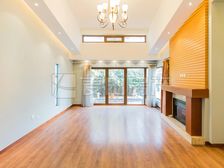 龙湾别墅4室4厅精装修 有钥匙 可谈价格 安排起来 ISBN