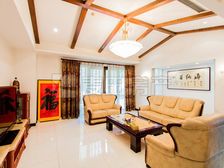 正南 龙湾别墅 4室3厅 精装修