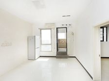 飘home 顶层三层复式 满五年 使用面积500平米左右