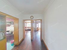 电梯房,两房朝南,前五遮挡,采光充足,近8H线D铁