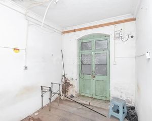 东城区安交区域 黑芝麻 交道口南大街胡同区1室 双证齐全 急