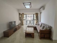 万达茂御峰国际2房2厅精装72万