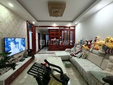 凤岭北115平精装大三房一梯两户 南北通透 单价仅8千多