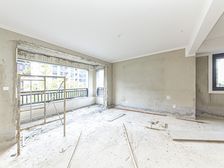 绿城江南里 中式叠墅 上叠 毛坯 特价急卖 随时看房