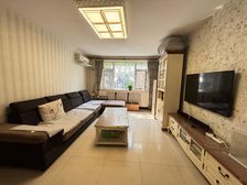 44中,卓达小区,两室两厅,南北通透,好楼层,诚心卖,详询我