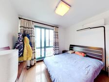 诚售格兰云天东首8+9挑空式 带露台 实用面积200多平