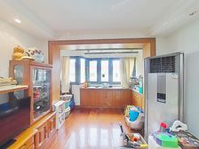 1999年房龄南北通一梯二户健身楼层 随时看房