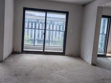 地铁口,花园洋房,好楼层视线开阔